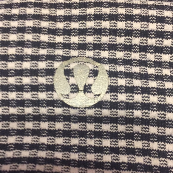 EUC Lululemon blue gingham leggings - Picture 3 of 7